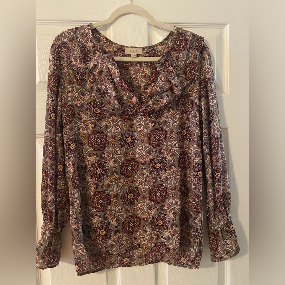 Loft long sleeve blouse